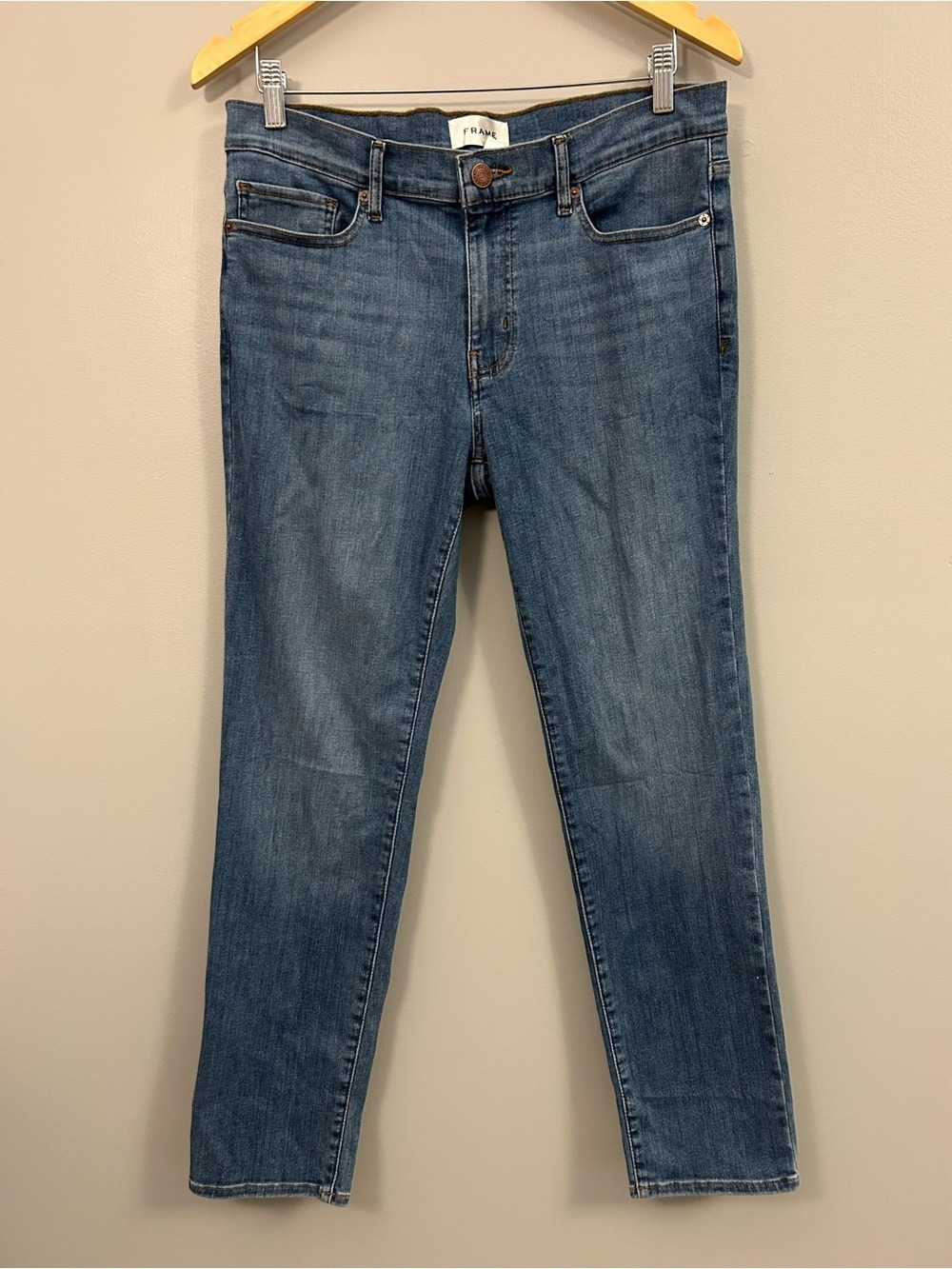 Frame Denim Slim Skinny Jeans in Mid Wash Blue Size 30